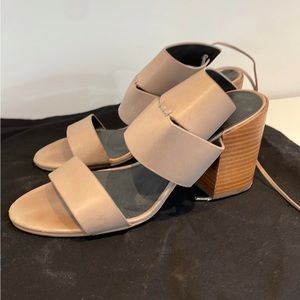 Rebecca minkoff sandal size 8